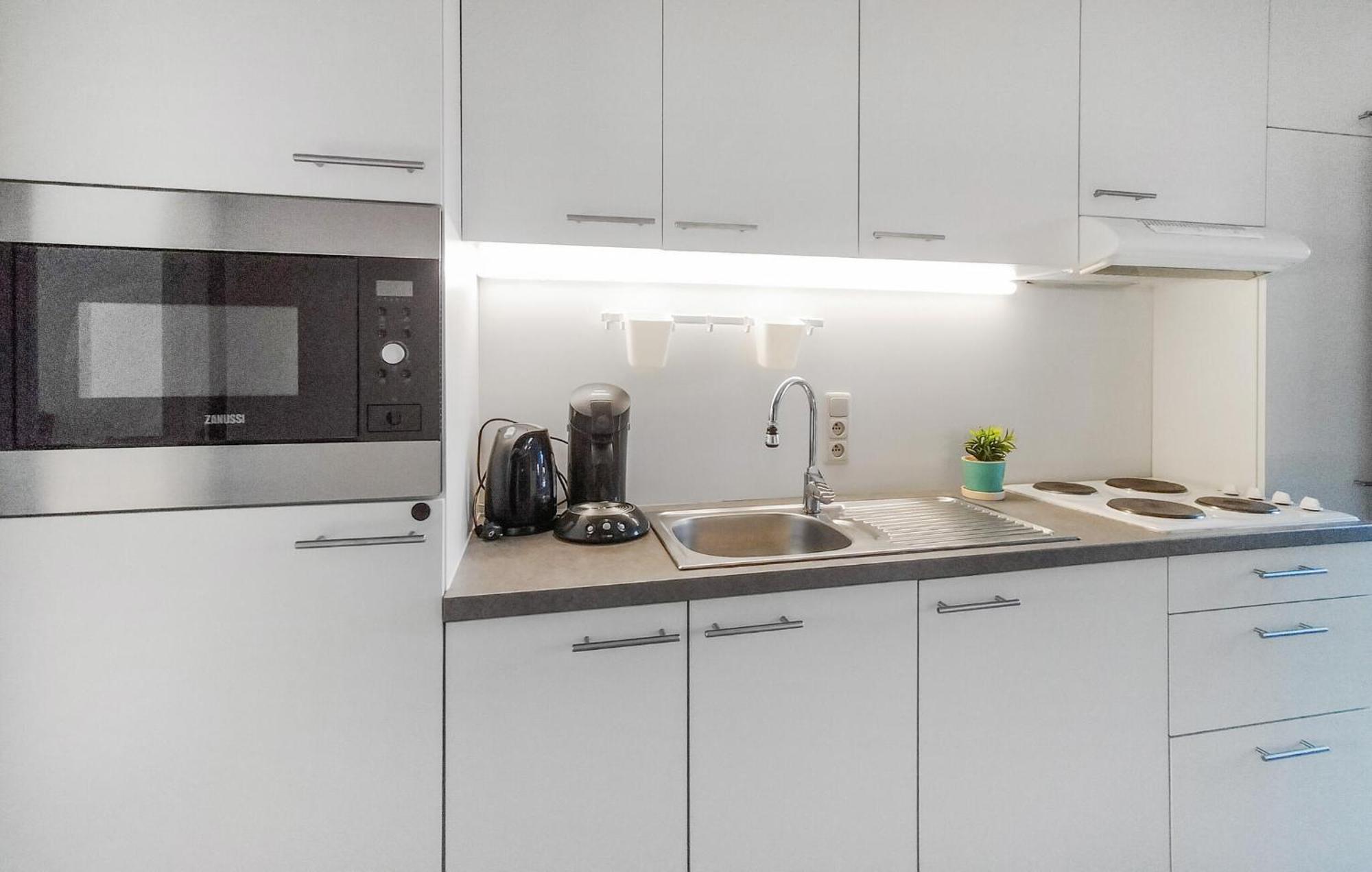 Beautiful Apartment In Bredene With Kitchen Екстериор снимка